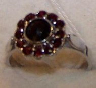 Prsteň s almandínom a českým granátom 797
